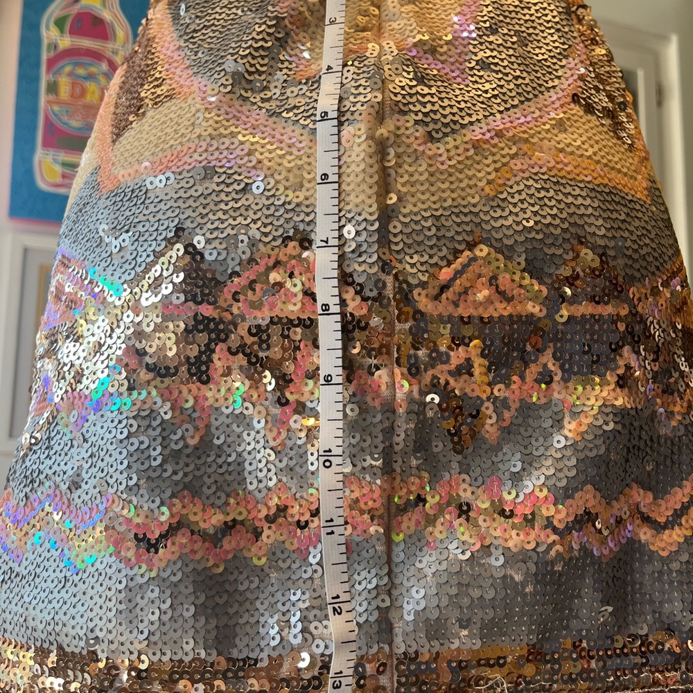 Gorgeous Endless Rose mini skirt with sequins. Perfect for a cocktail party.